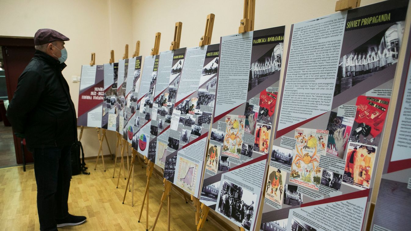 Megnyitották a nagy ukrajnai éhínségről szóló kiállítást Kecskeméten