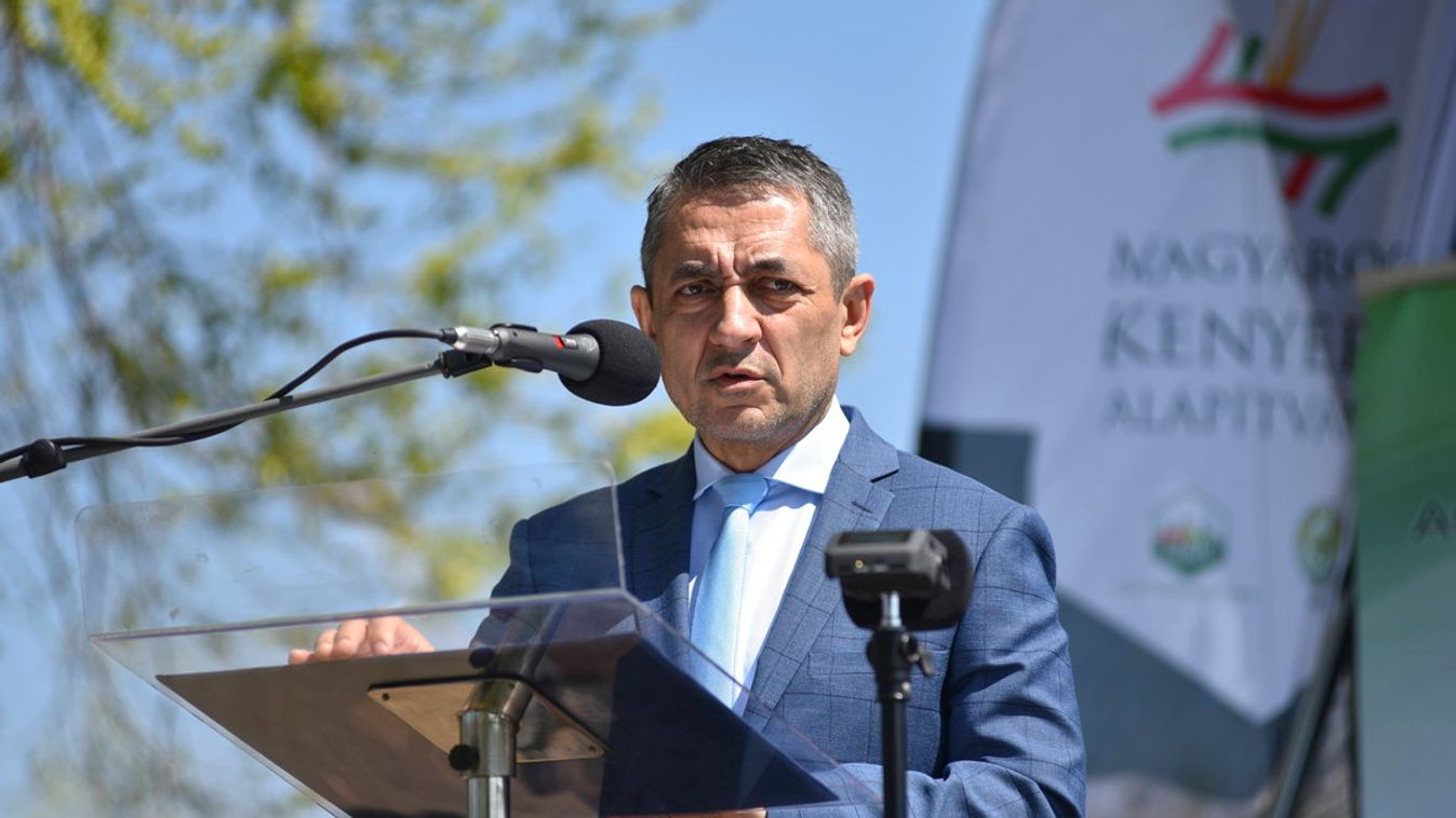 A magyarság jövőjét is meghatározza a járvány legyőzése