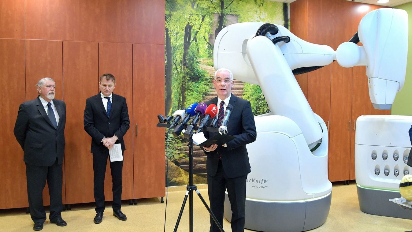 Balog: a következő években tízmilliárdos fejlesztések valósulnak meg az onkológiai intézetben