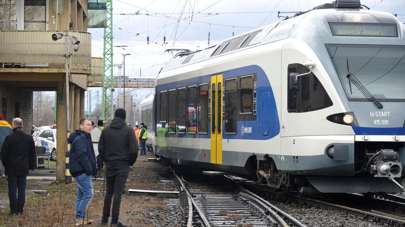 Kisiklott egy motorvonat Budapesten
