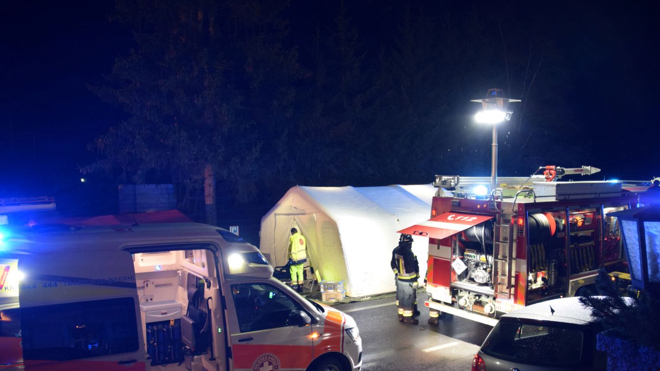 Német turisták közé hajtott egy autó Olaszországban