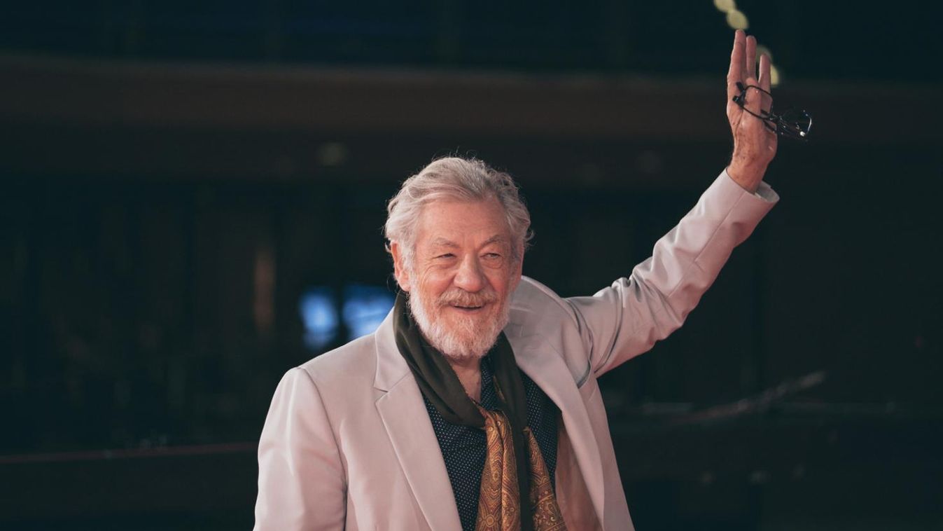 Lear királyt várták, Gandalfot kapták