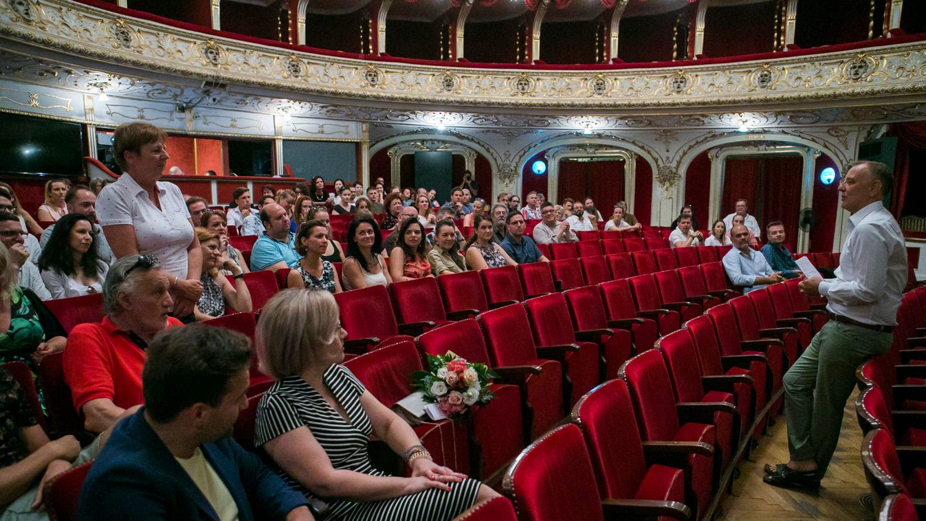 Több mint kétszáz előadással zárja a Kecskeméti Nemzeti az évadot