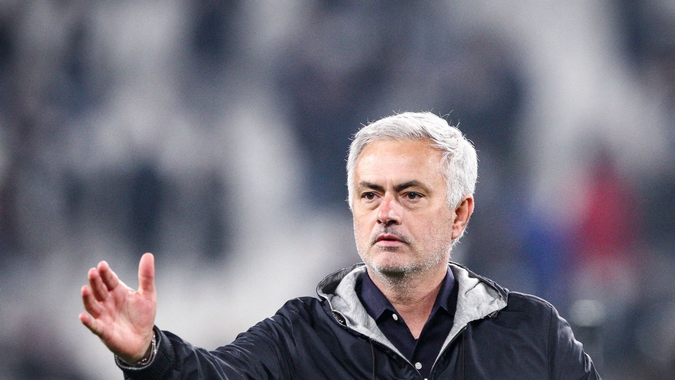 Mourinho a pihentetéssel magyarázza a norvég kiscsapattól elszenvedett kegyetlen verést