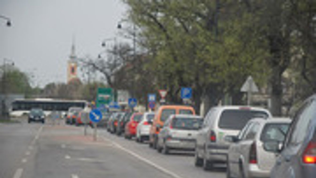 Sok a parkolási gond