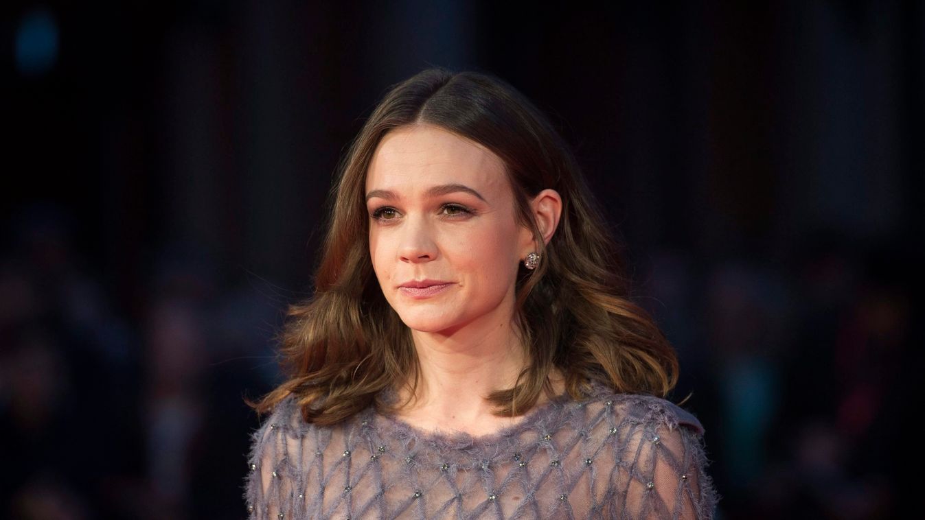 Carey Mulligan játssza a női főszerepet a Bernsteinről szóló filmben