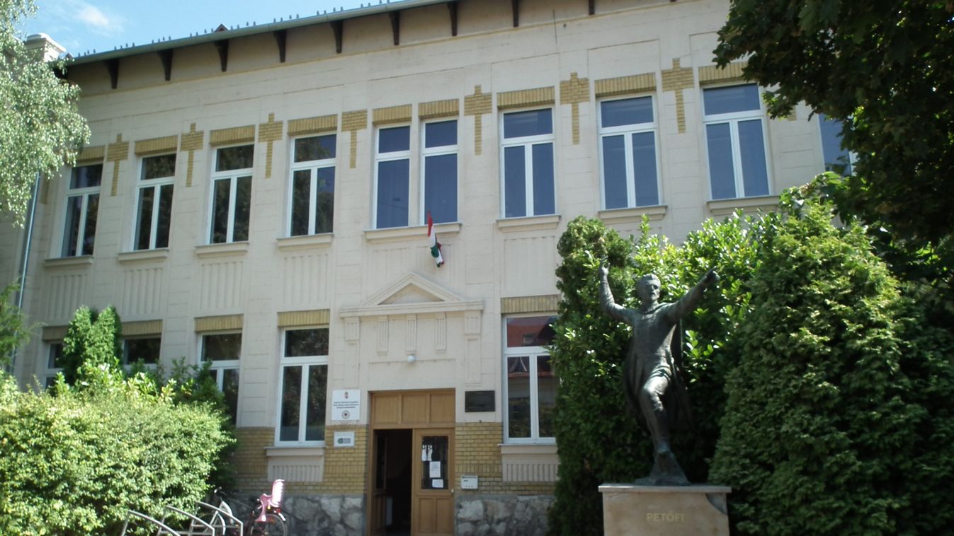 Kiskőrösön ráéreztek, hogy szükség lesz a távoktatásra