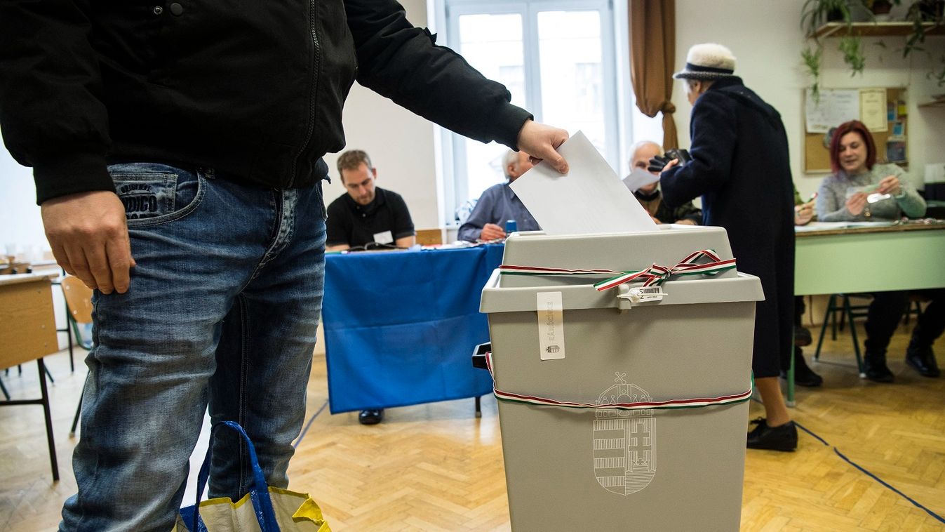 Jóváhagyta a gyermekvédelmi népszavazás szavazólapjait az NVB