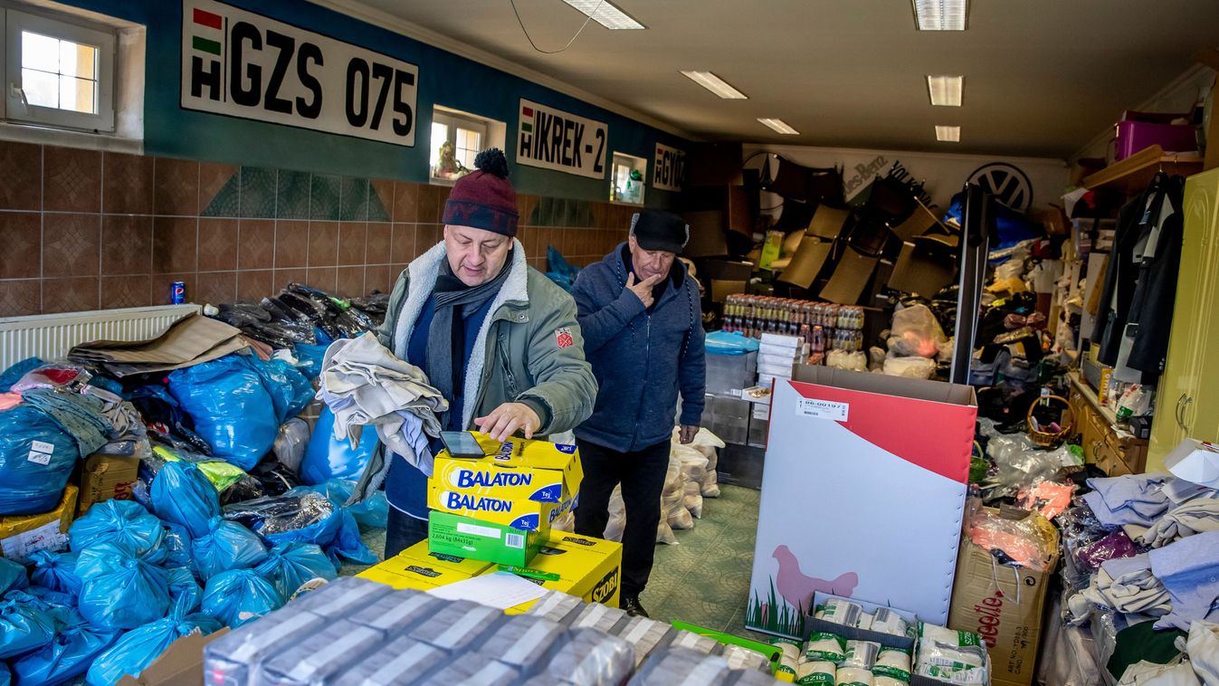Nem akármilyen adománnyal segít a menekülteknek Gáspár Zsolti