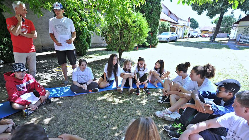 BAON – Közösen élik meg zsidó hitüket a halasi nyári táborban a gyerekek