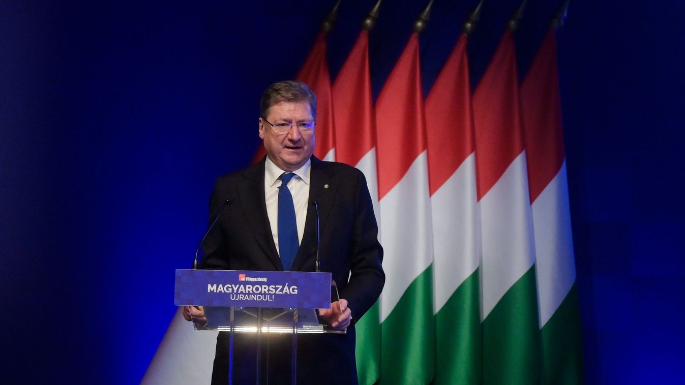 Kamatplafont és hitelmoratóriumot javasol a kamara