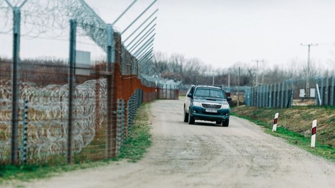 Baján két migránst tartóztattak fel a rendőrök