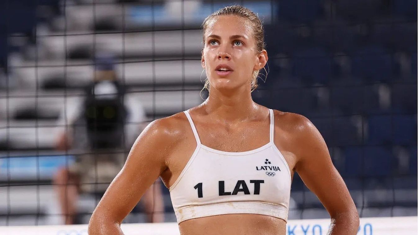 Azta! Meztelenre vetkőzött a szexi olimpikon
