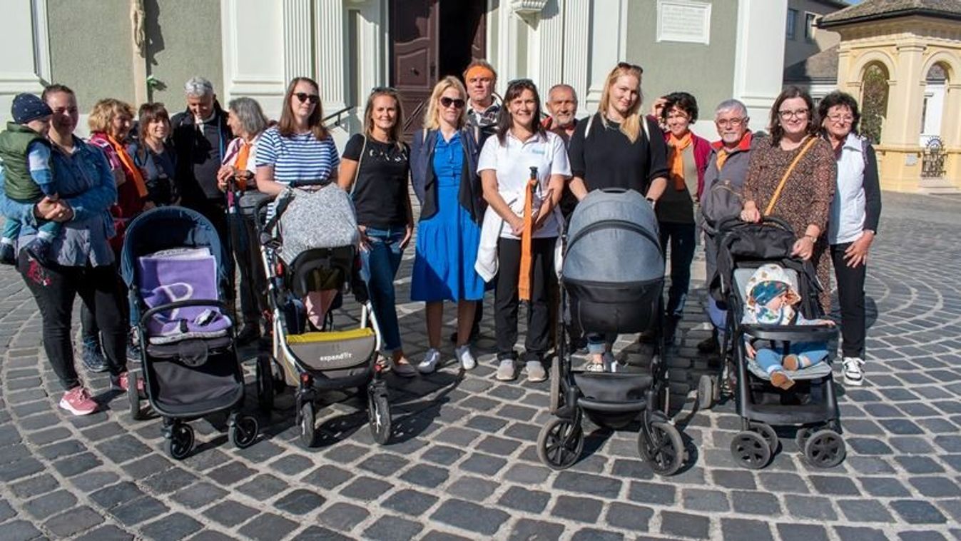A Magyar Zarándokúthoz csatlakoztak a bajai nagycsaládosok
