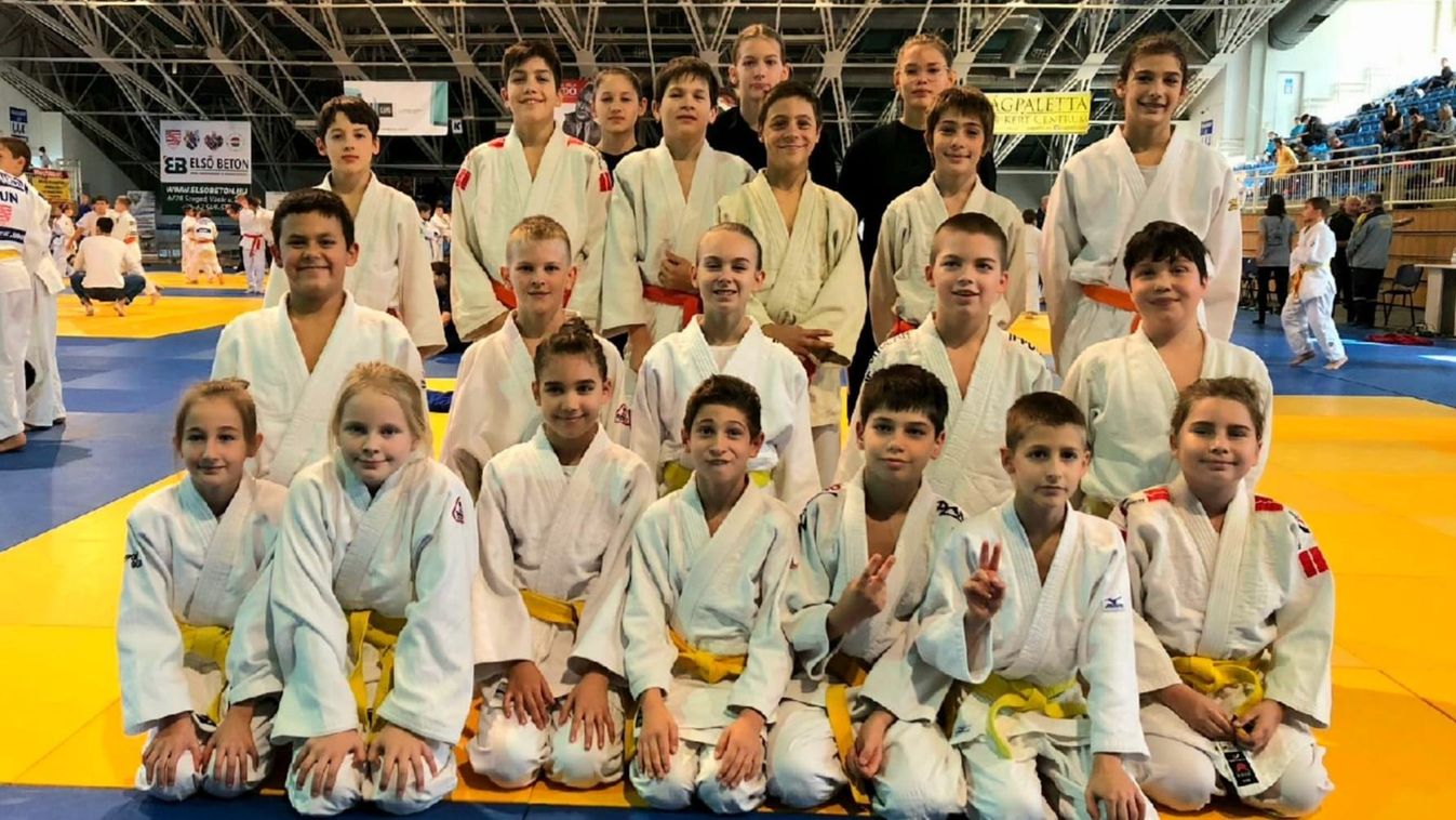 Remekül szerepeltek a bajai cselgáncsozók az országos bajnokságon