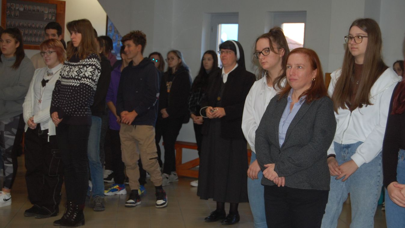 A legaktívabb iskola díját nyerte el a félegyházi Constantinum – galériával