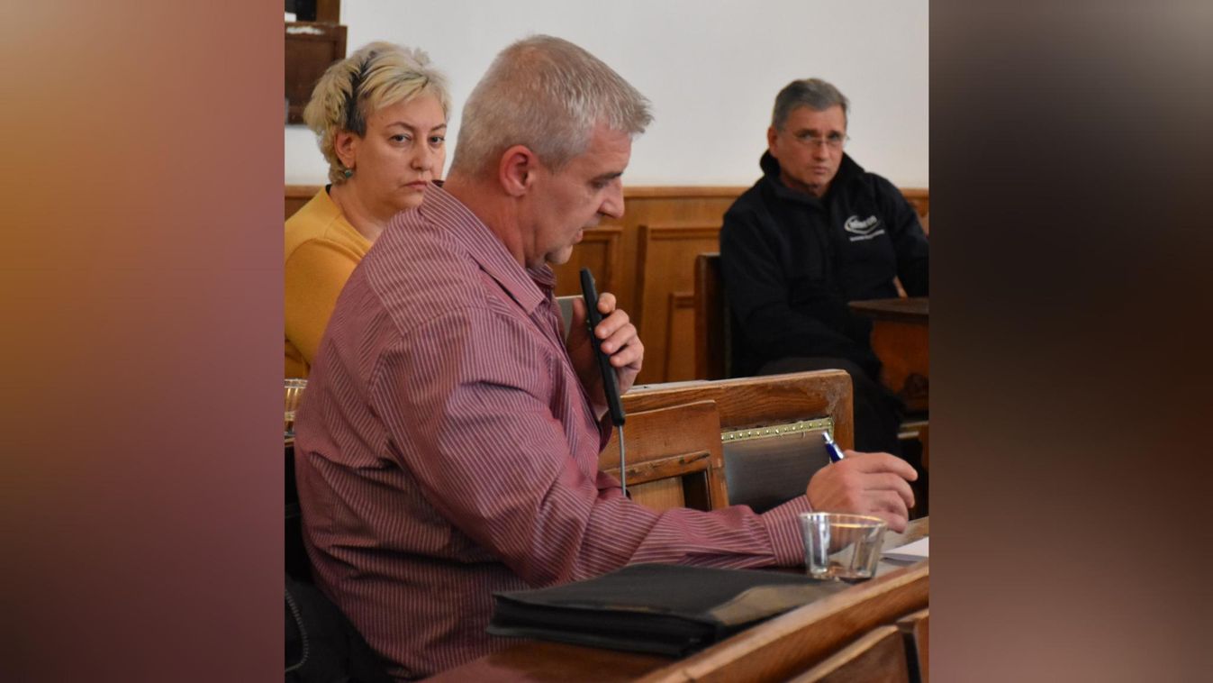 László Károly bajai képviselő kilépett a DK-ból