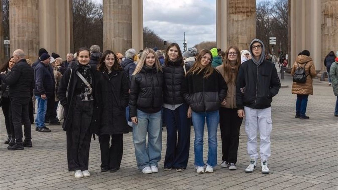 BAON – Holokauszt-túlélővel is beszélgettek Németországban a bajai diákok