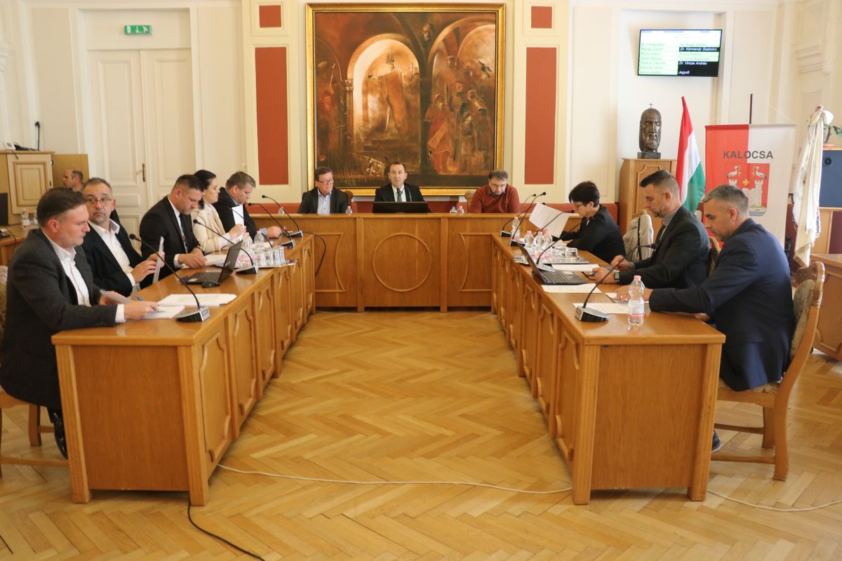 kalocsai képviselő-testületi ülés