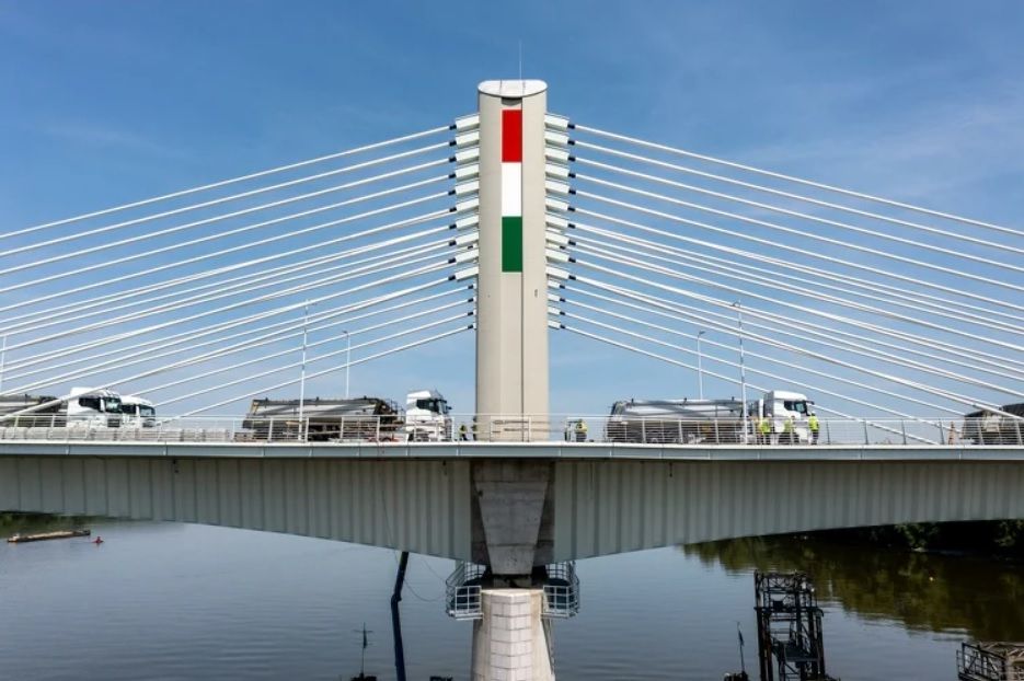 híd, Duna, próbaterhelés