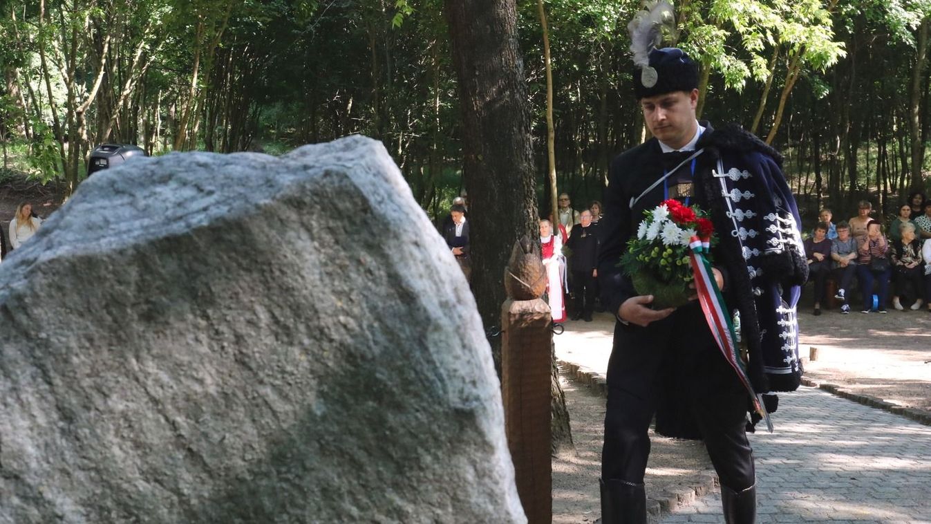 BAON – Emlékparkot avattak a település újraalapítójának tiszteletére...