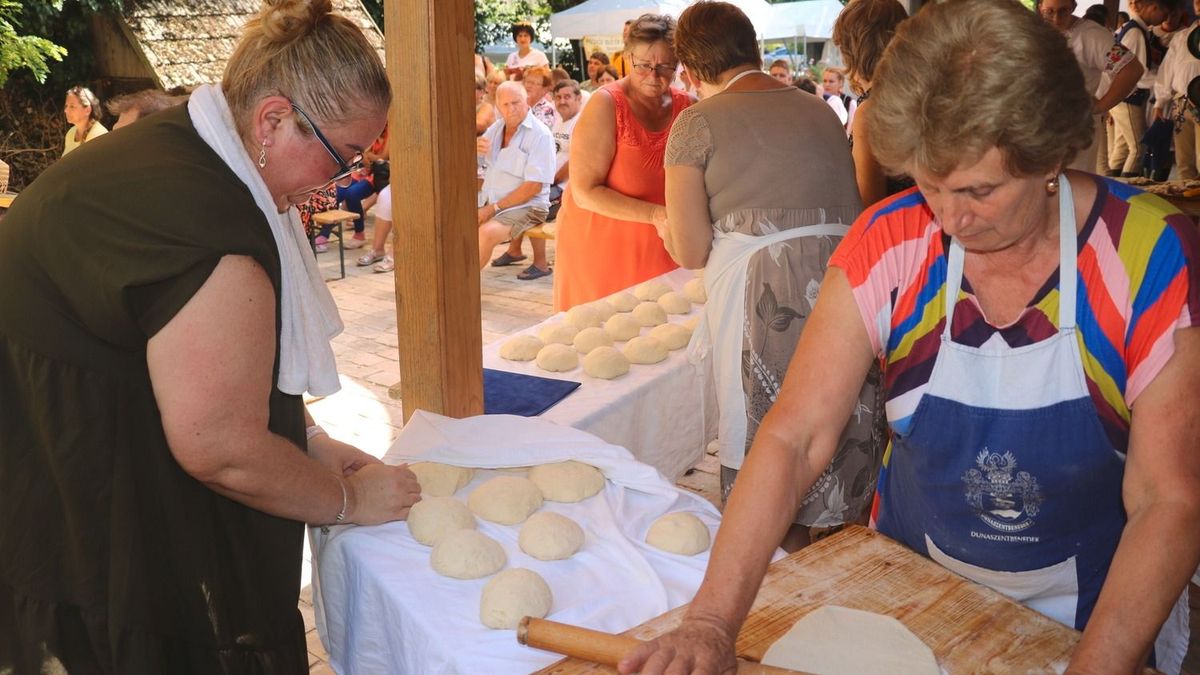 ünnep, lángos, Dunaszentbenedek