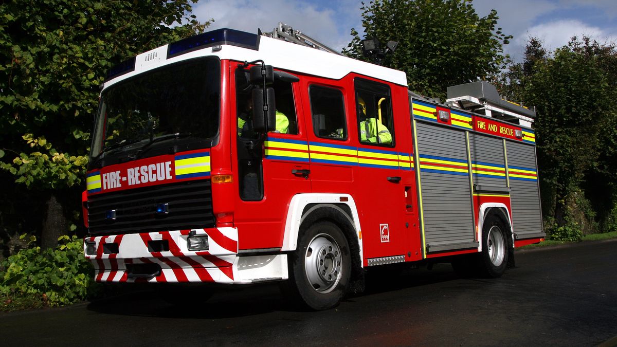 Clean,Uk,Fire,Engine