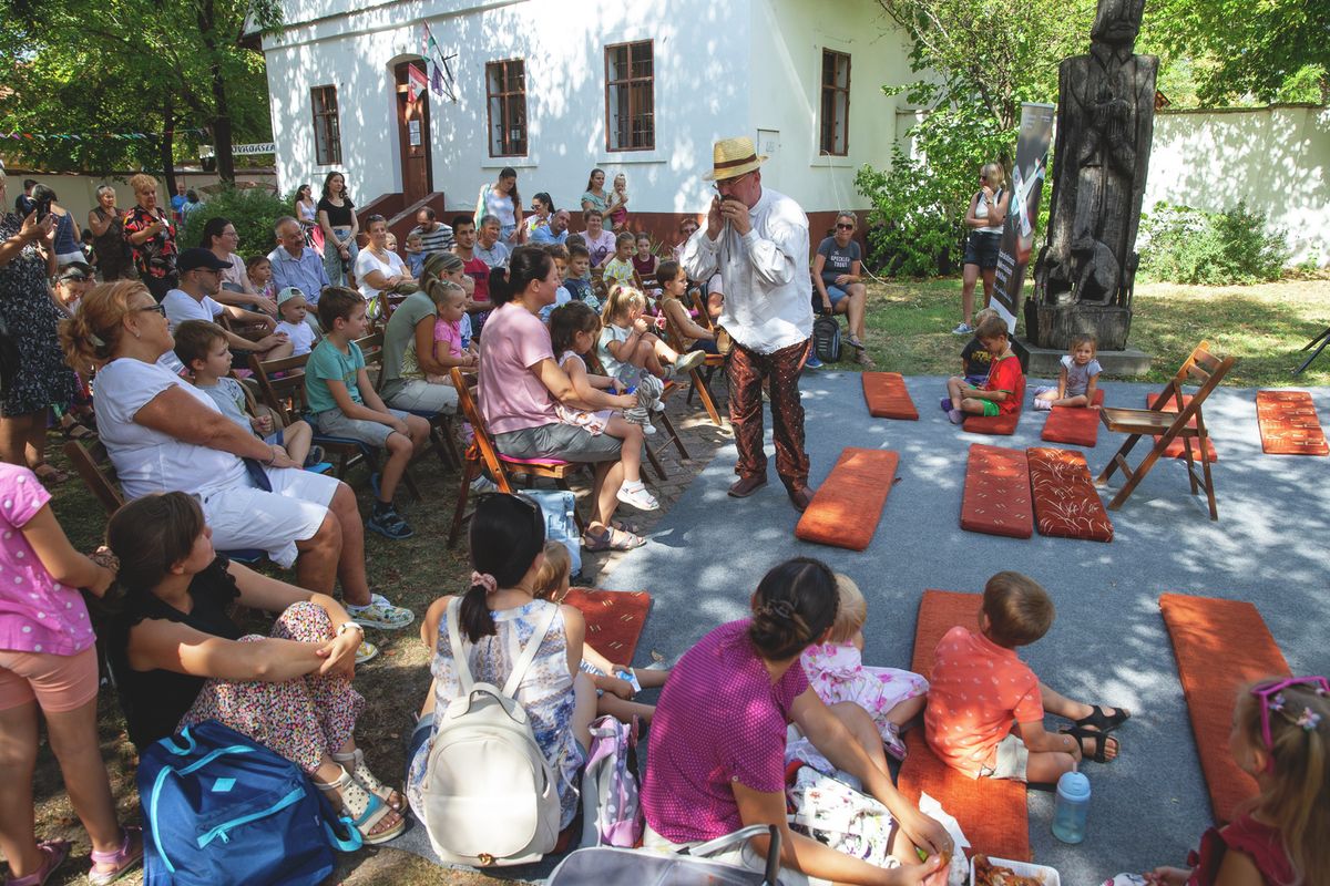 Szórakaténusz Játékmúzeum, Kecskemét, tánc