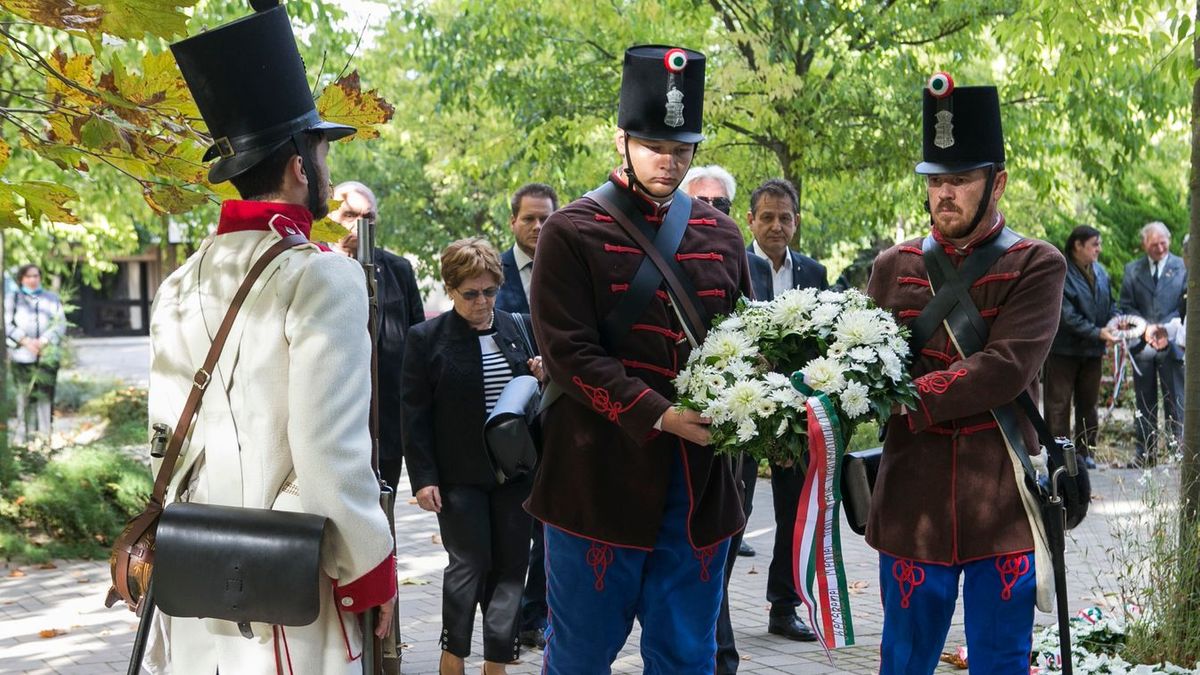 aradi vértanúk, megemlékezés, nemzeti gyásznap