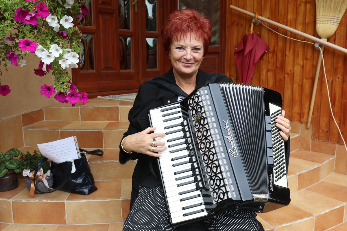 kecskeméti harmonikás, Mezei Katalin Eszter, Kecskemét, 