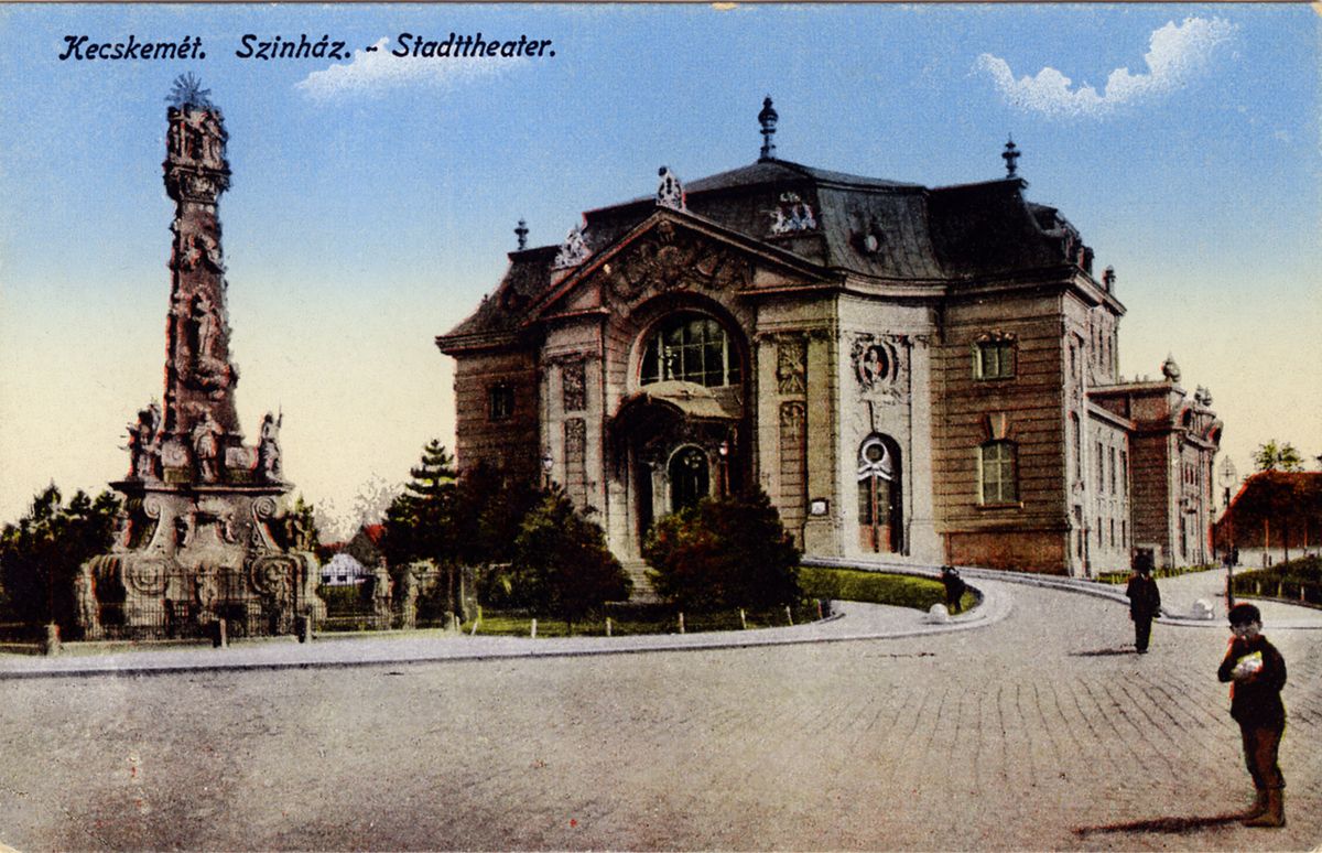 pestis pusztított, Szentháromság szobor, Kecskemét, 