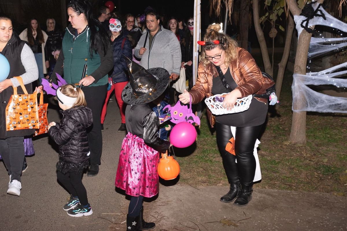 halloweeni felvonulás, Tiszaug