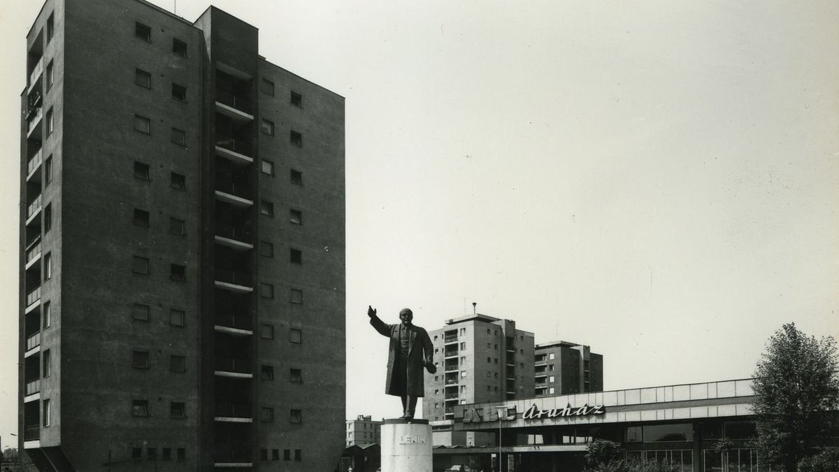 múltidéző séta, utcanév, várostörténet