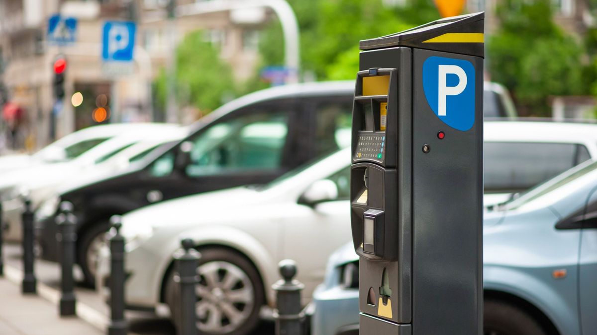 parkolási csalás, parkoló, QR-kód