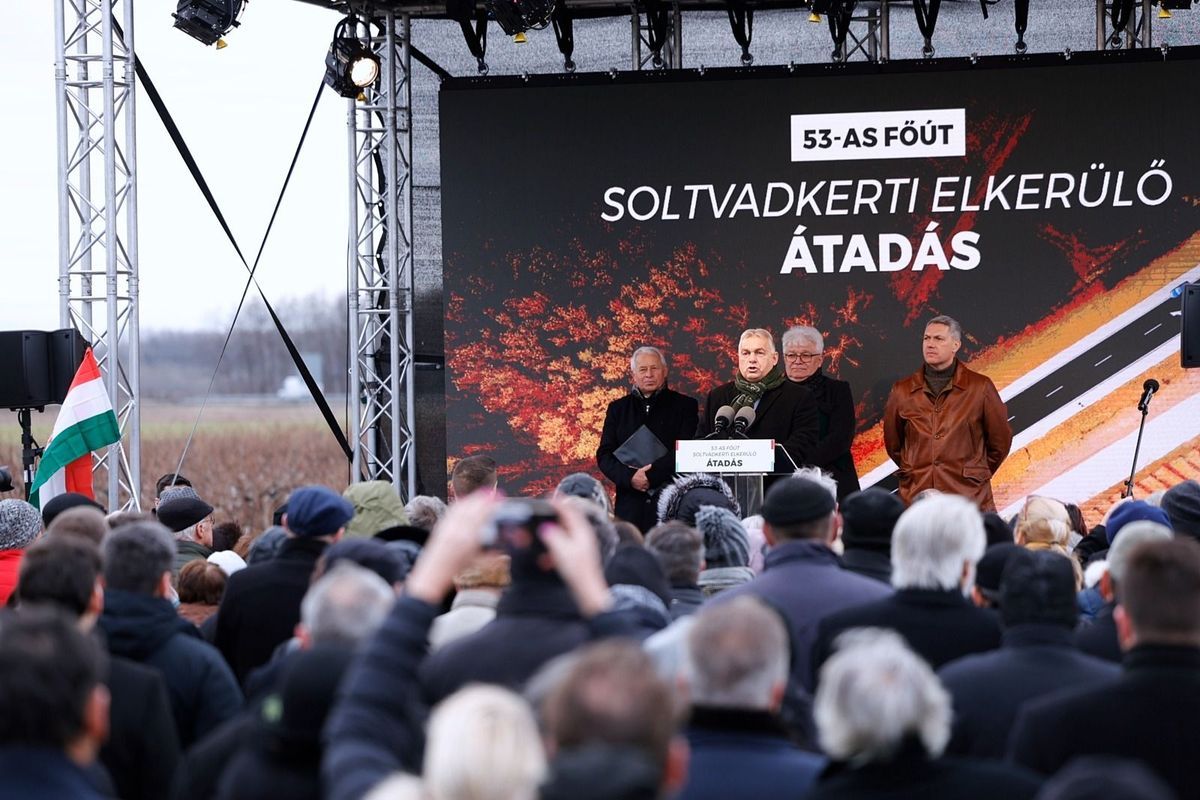 Orbán Viktor, beruházás, elkerülő út, Soltvadkert