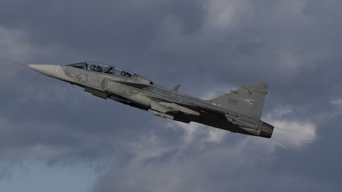 kiképzés, gripen Kecskemét