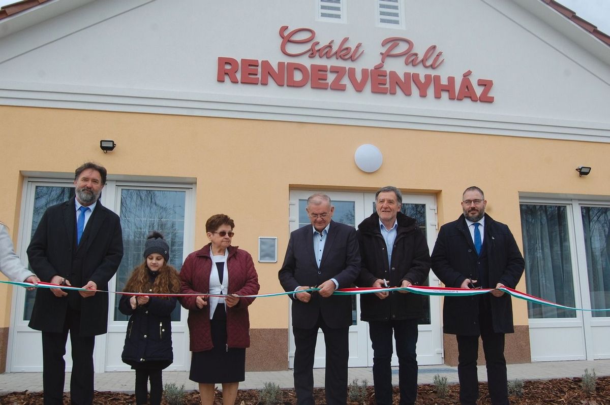 Csáki Pali rendezvényház, Fülöpjakab