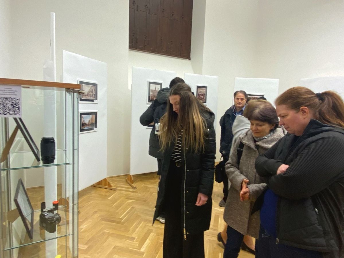Tóth Sándor fotóriporter, tárlat, Kecskemét,