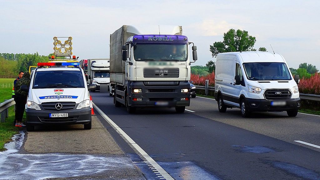 M5-ös autópálya, baleset, tűz