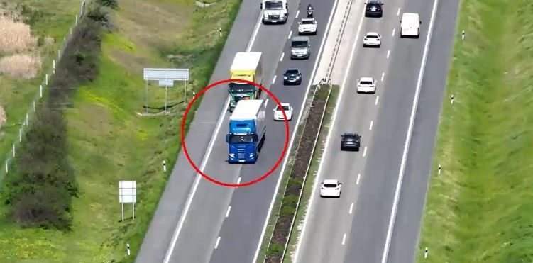 rendőrség, drón, M5-ös autópálya