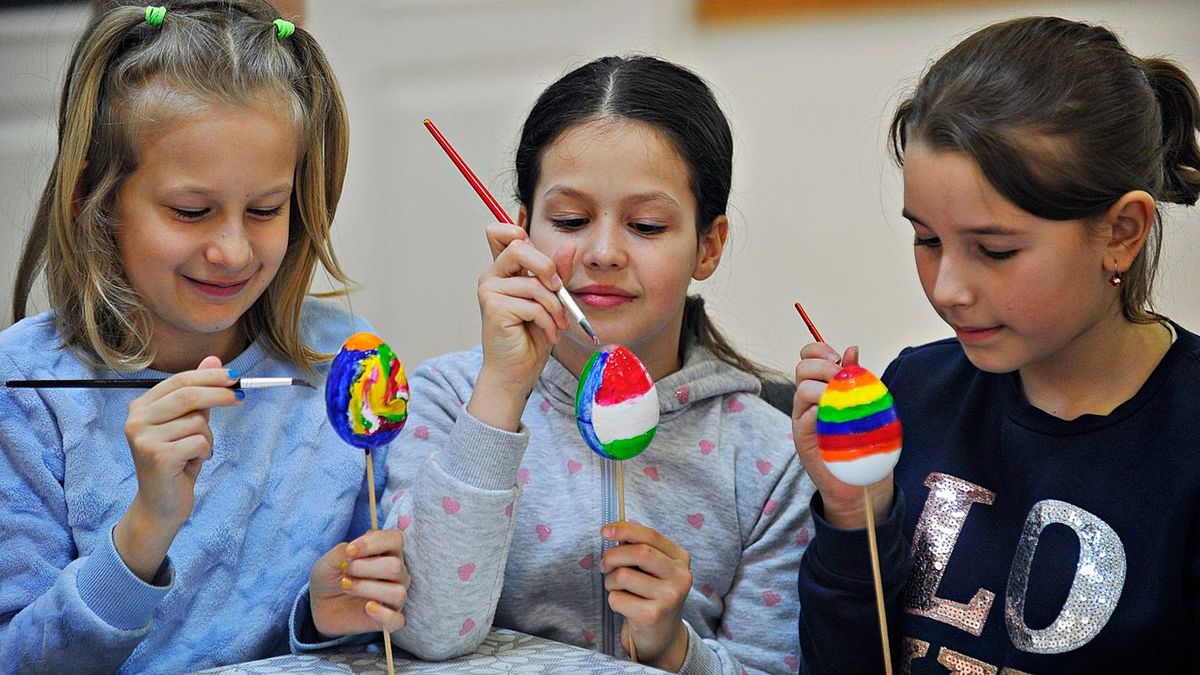 tavaszi szünet, húsvét, tojásfestés