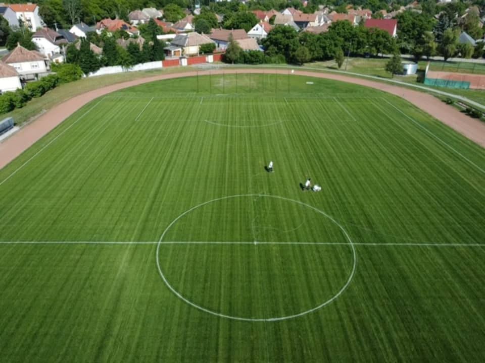 Kalocsa, pályaavató,