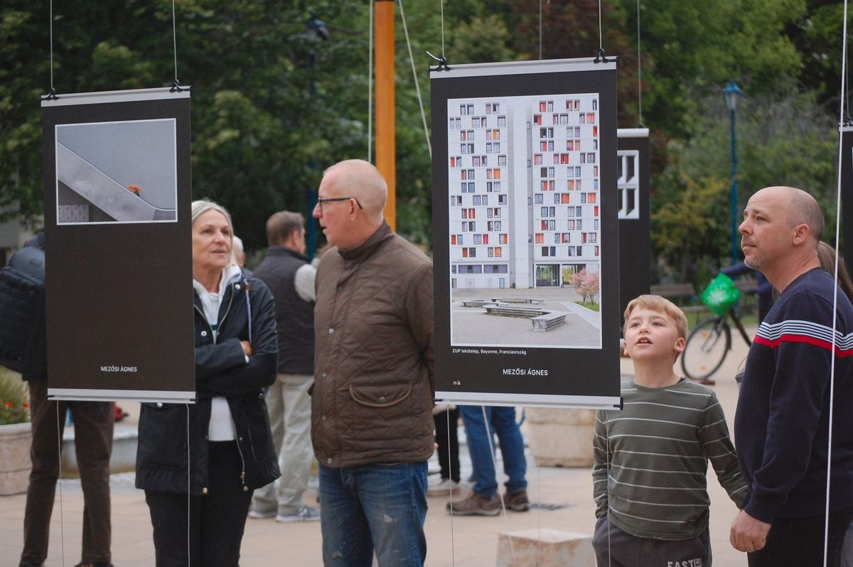 Mezősi Ágnes, félegyházi fotóművész, Miénk itt a tér