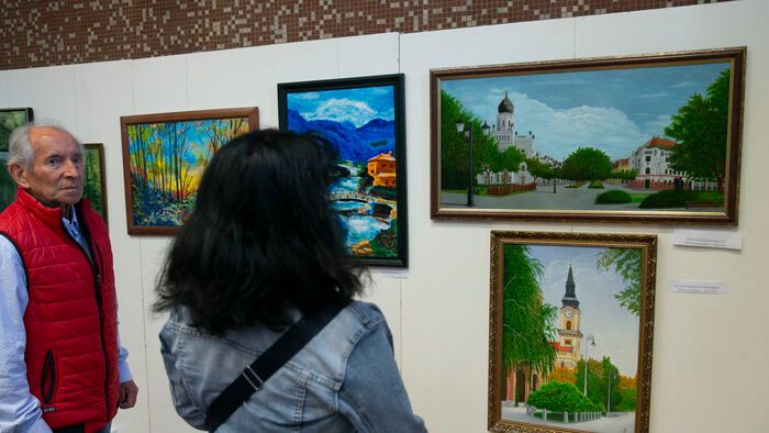 Itt Vagyunk, Támogatunk Egyesület Bácskortárs tárlatsorozat