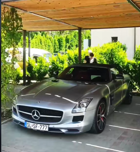 mercedes-auto