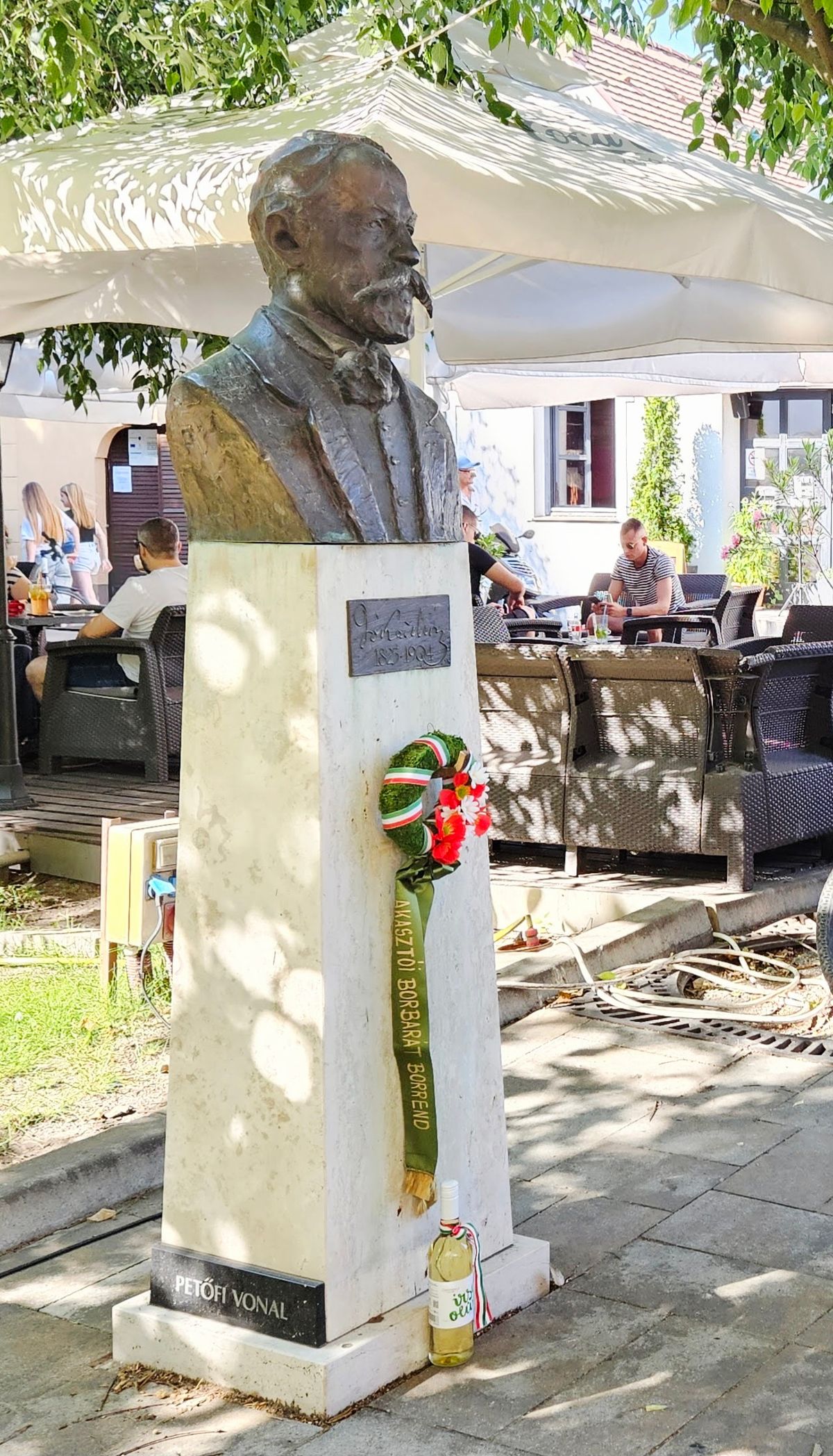 borbarátok, kerékpár, Akasztó, Kiskőrös