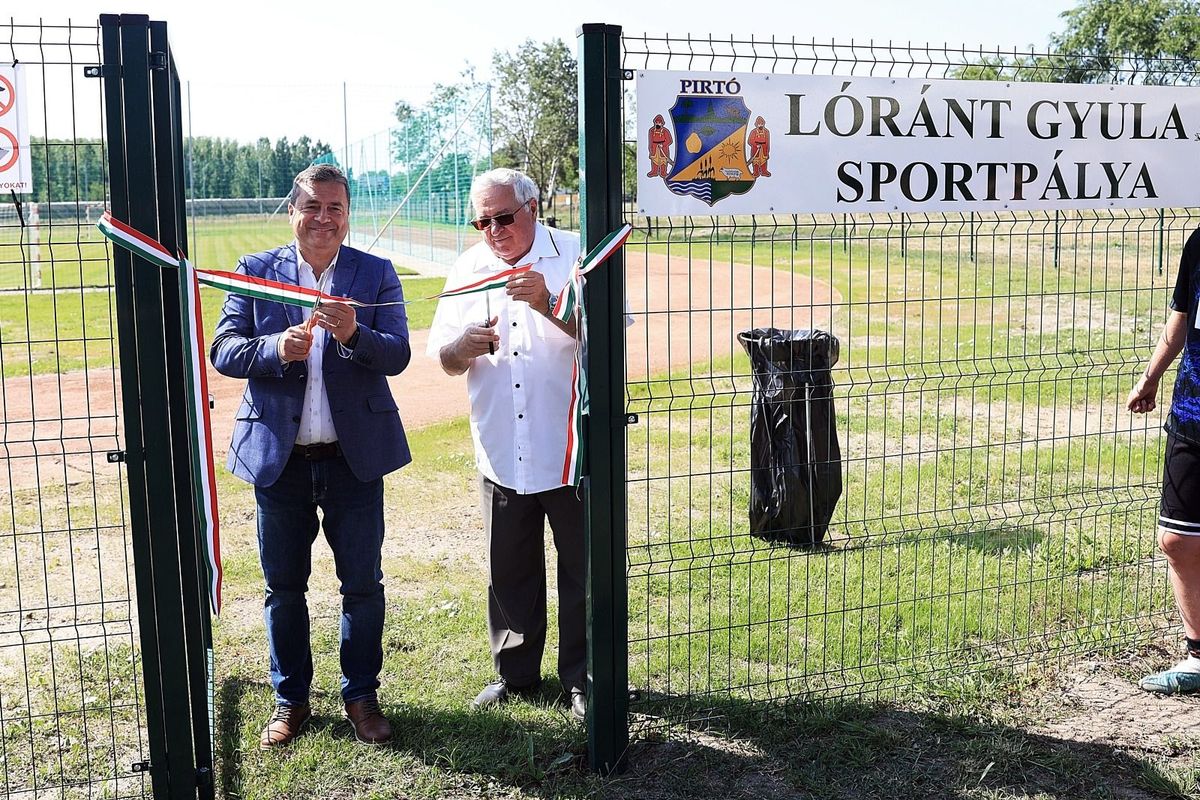 új futballpálya, futókör, Pirtó