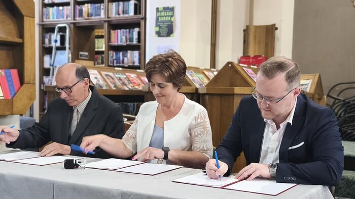 A bajai Ady Endre Városi Könyvtár új digitális kincsekkel gazdagodott