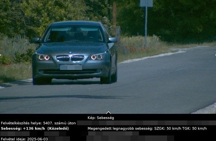 bírság, rendőr, gyorshajtás