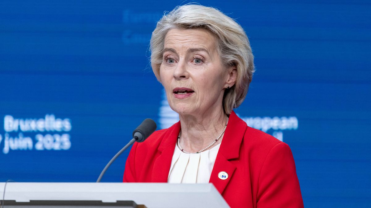 Kínosan magyarázkodott Ursula von der Leyen